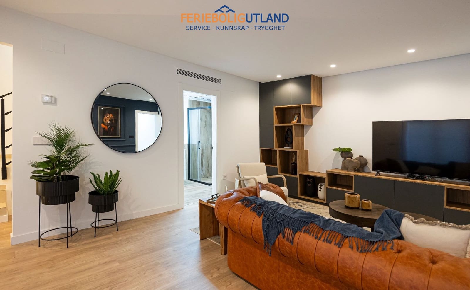 3 sypialnia Willa na sprzedaż w Ciudad Quesada z basenem garażem - 1 099 000 € (Ref: 10000769)