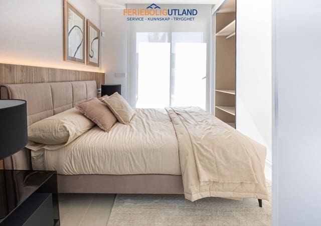 3 sypialnia Willa na sprzedaż w Ciudad Quesada, Rojales z basenem garażem - 1 099 000 € (Ref: 10000769)