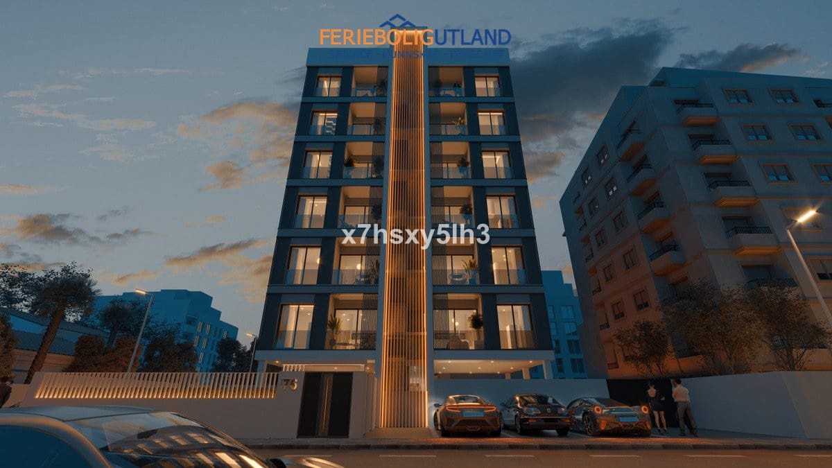 2 sypialnia Apartament na sprzedaż w Torrevieja z basenem garażem - 275 000 € (Ref: 10000773)