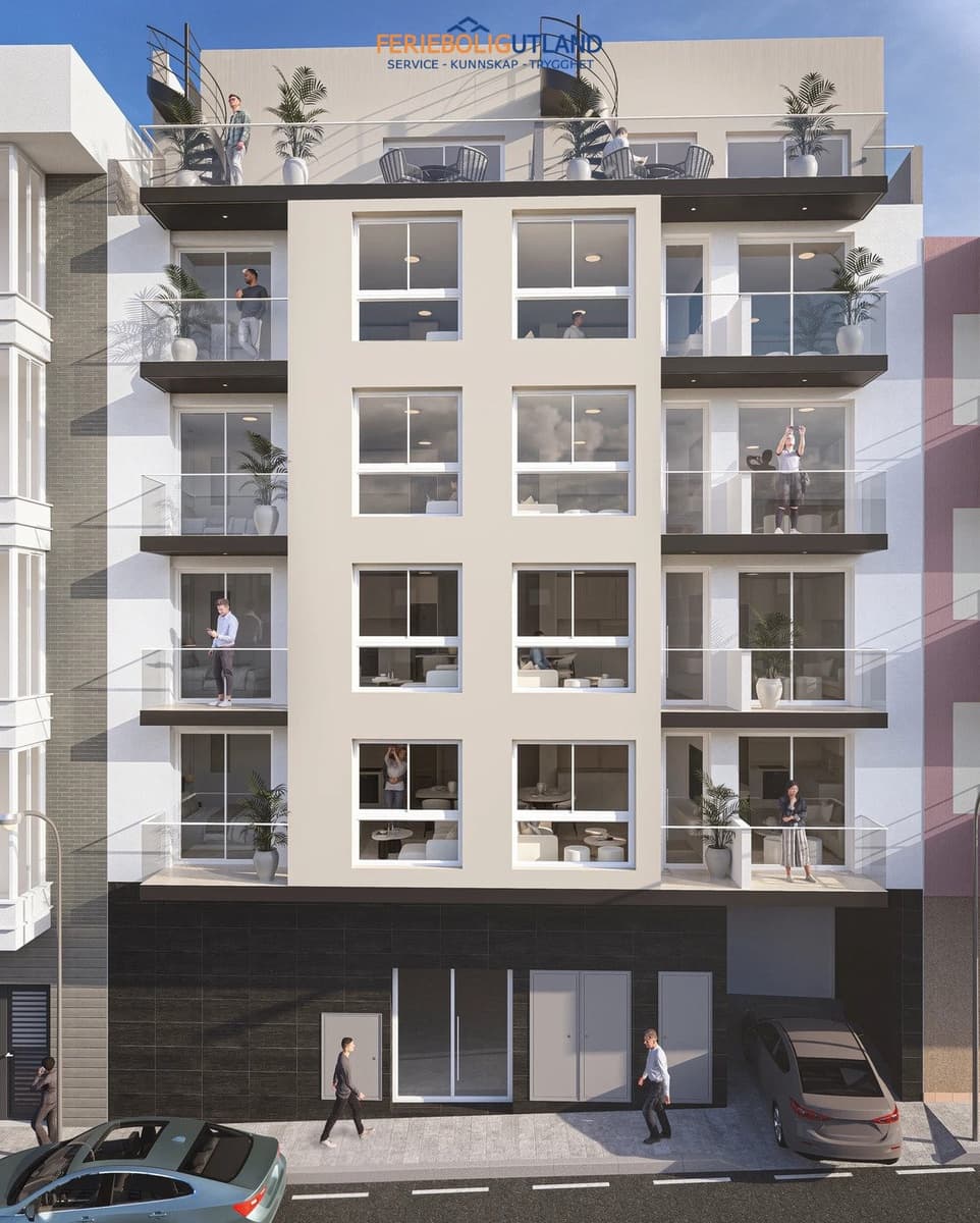 Apartamento para venda em Torrevieja com piscina garagem - 129 000 € (Ref: 10000780)