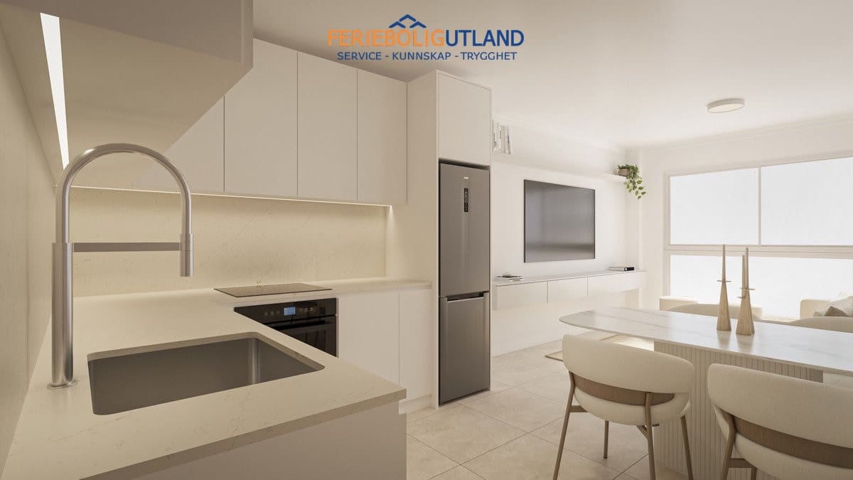 Apartamento para venda em Torrevieja com piscina garagem - 129 000 € (Ref: 10000780)