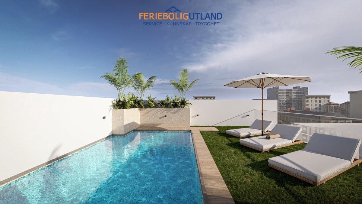 Apartamento para venda em Torrevieja com piscina garagem - 129 000 € (Ref: 10000780)