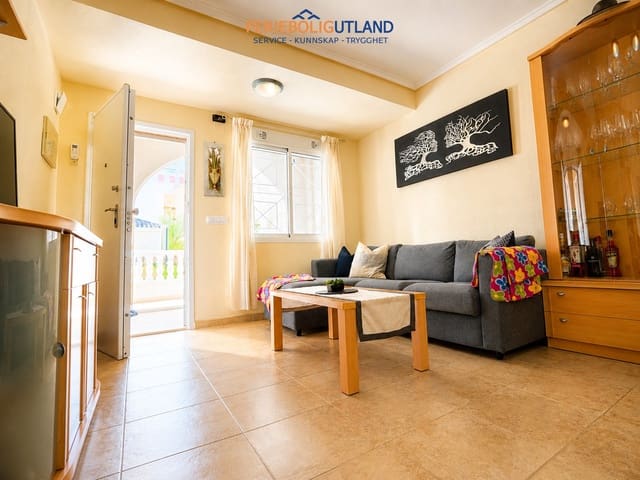 4 soveværelse Lejlighed til salg i Aguas Nuevas, Torrevieja med swimmingpool garage - € 279.000 (Ref: 10000781)