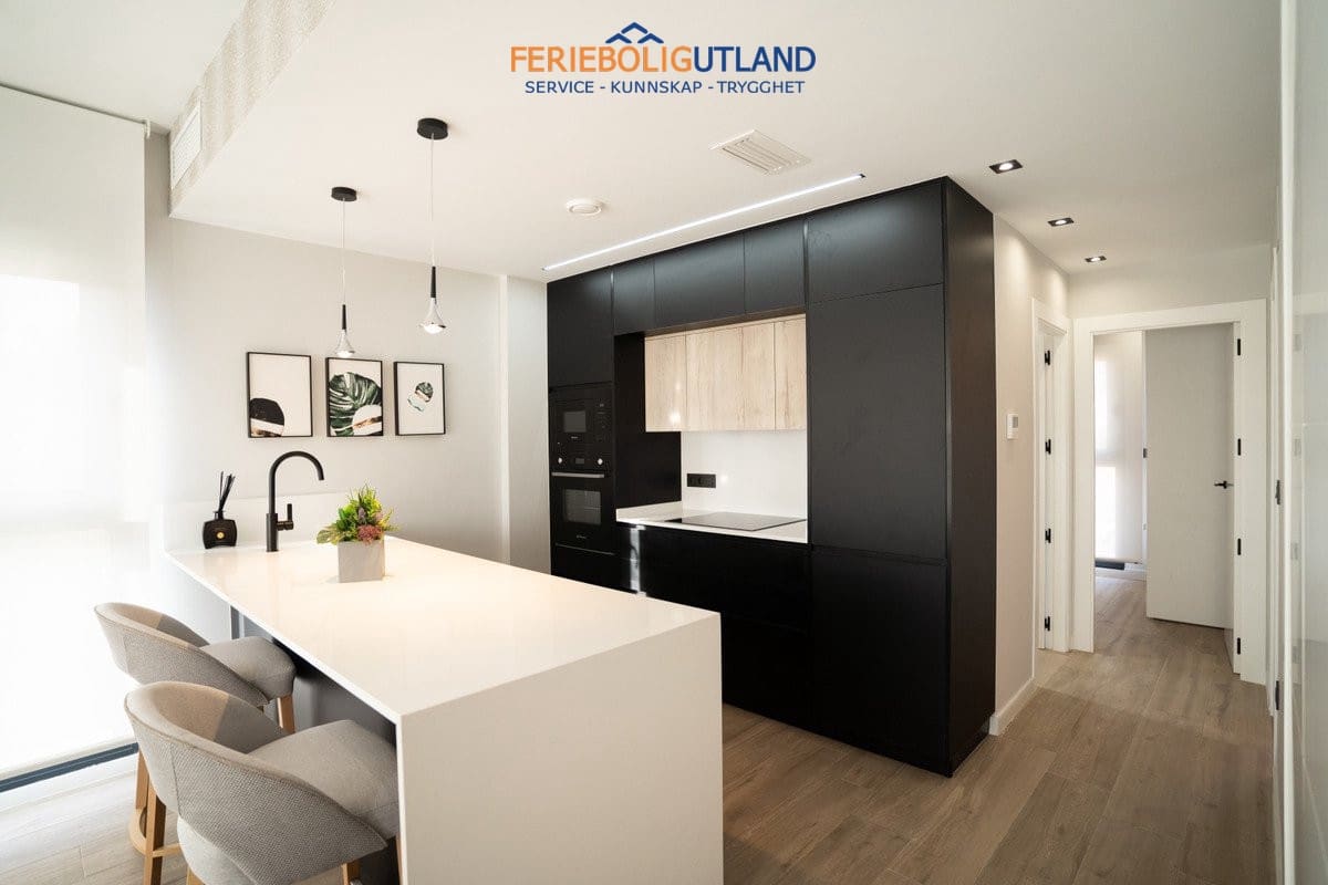 Pareado de 4 habitaciones en Orihuela Costa en venta con piscina garaje - 699.900 € (Ref: 10000782)
