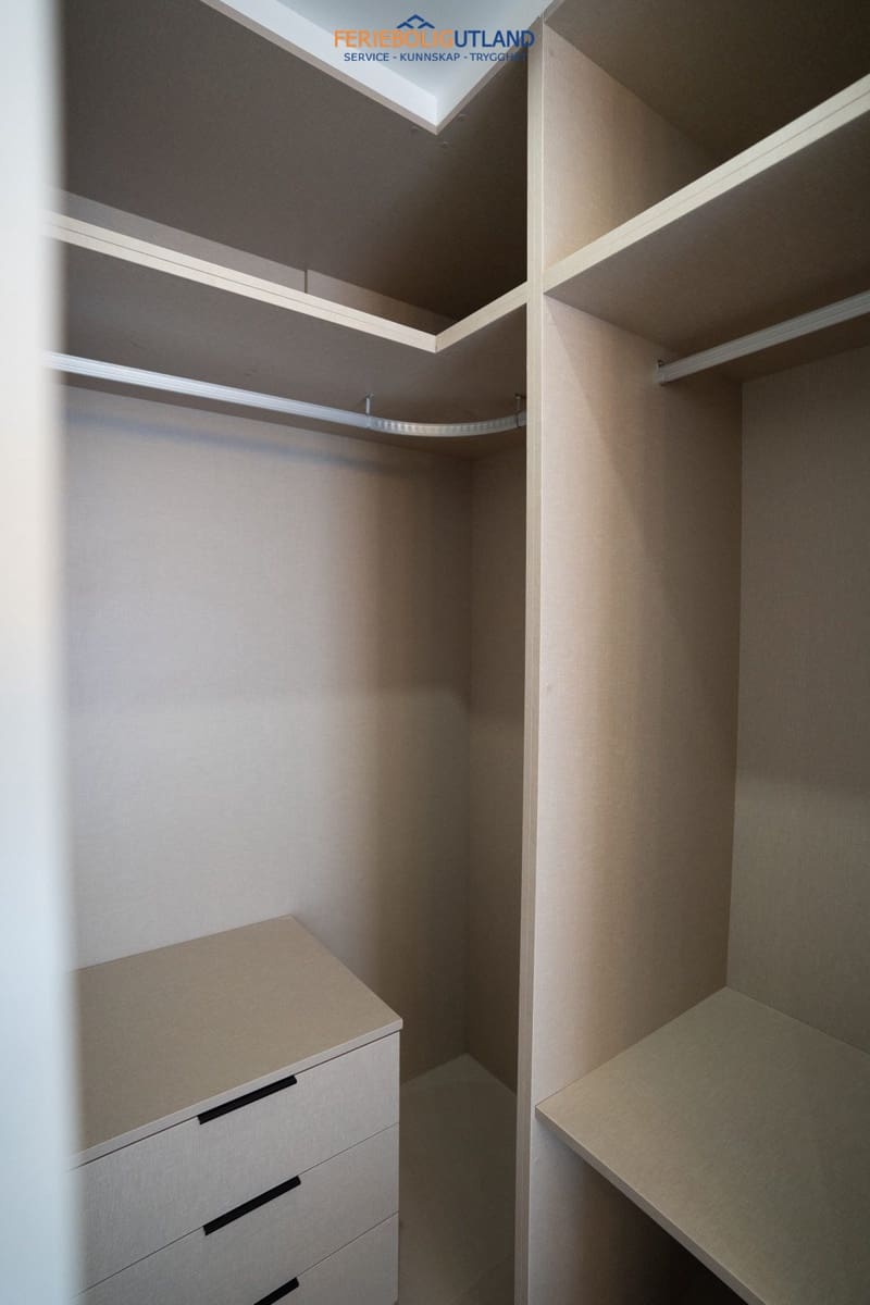 Pareado de 4 habitaciones en Orihuela Costa en venta con piscina garaje - 699.900 € (Ref: 10000782)