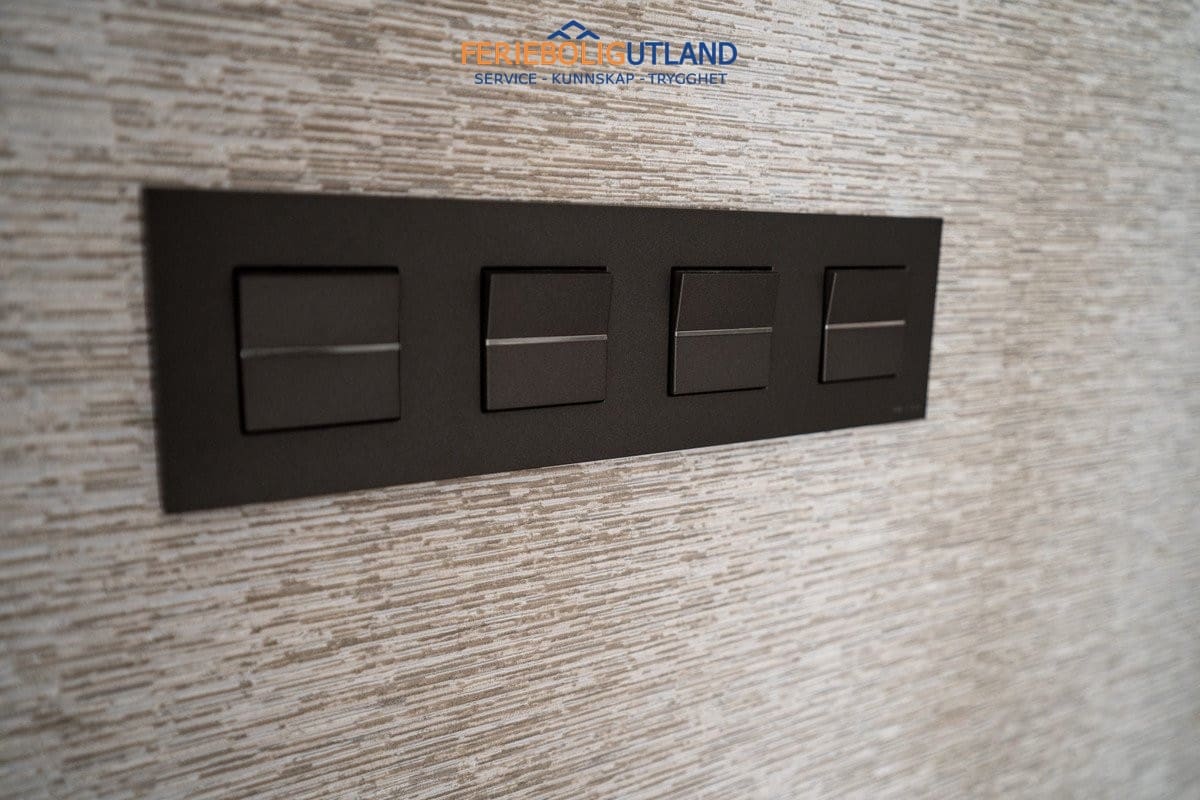 Pareado de 4 habitaciones en Orihuela Costa en venta con piscina garaje - 699.900 € (Ref: 10000782)