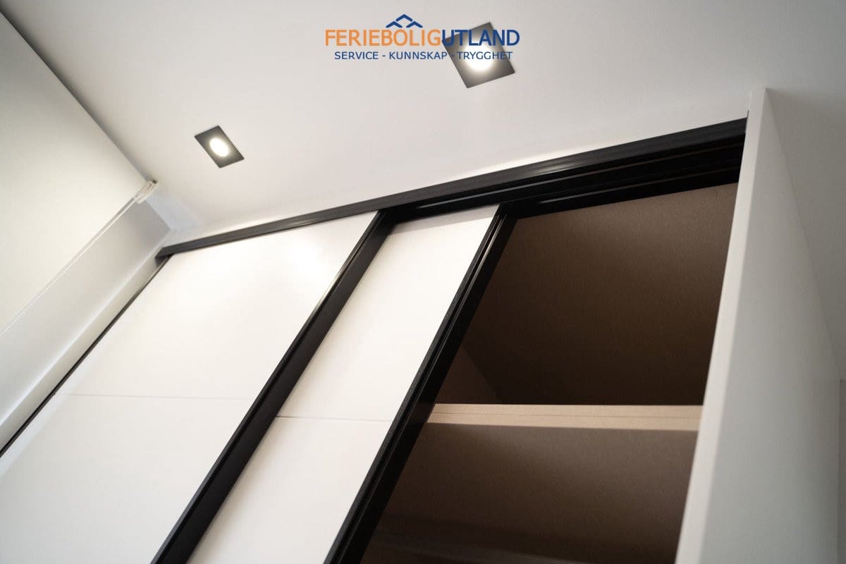 Pareado de 4 habitaciones en Orihuela Costa en venta con piscina garaje - 699.900 € (Ref: 10000782)
