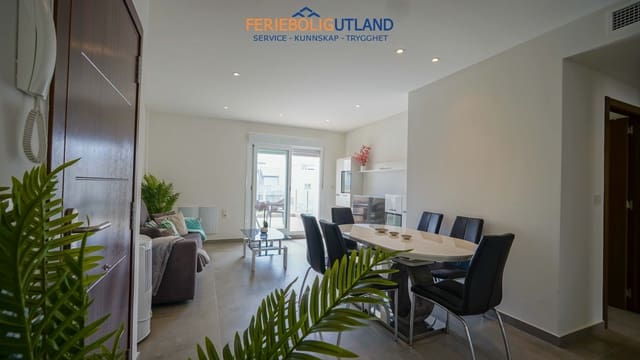 Ático de 2 habitaciones en Aguas Nuevas, Torrevieja en venta con piscina garaje - 285.000 € (Ref: 10000785)
