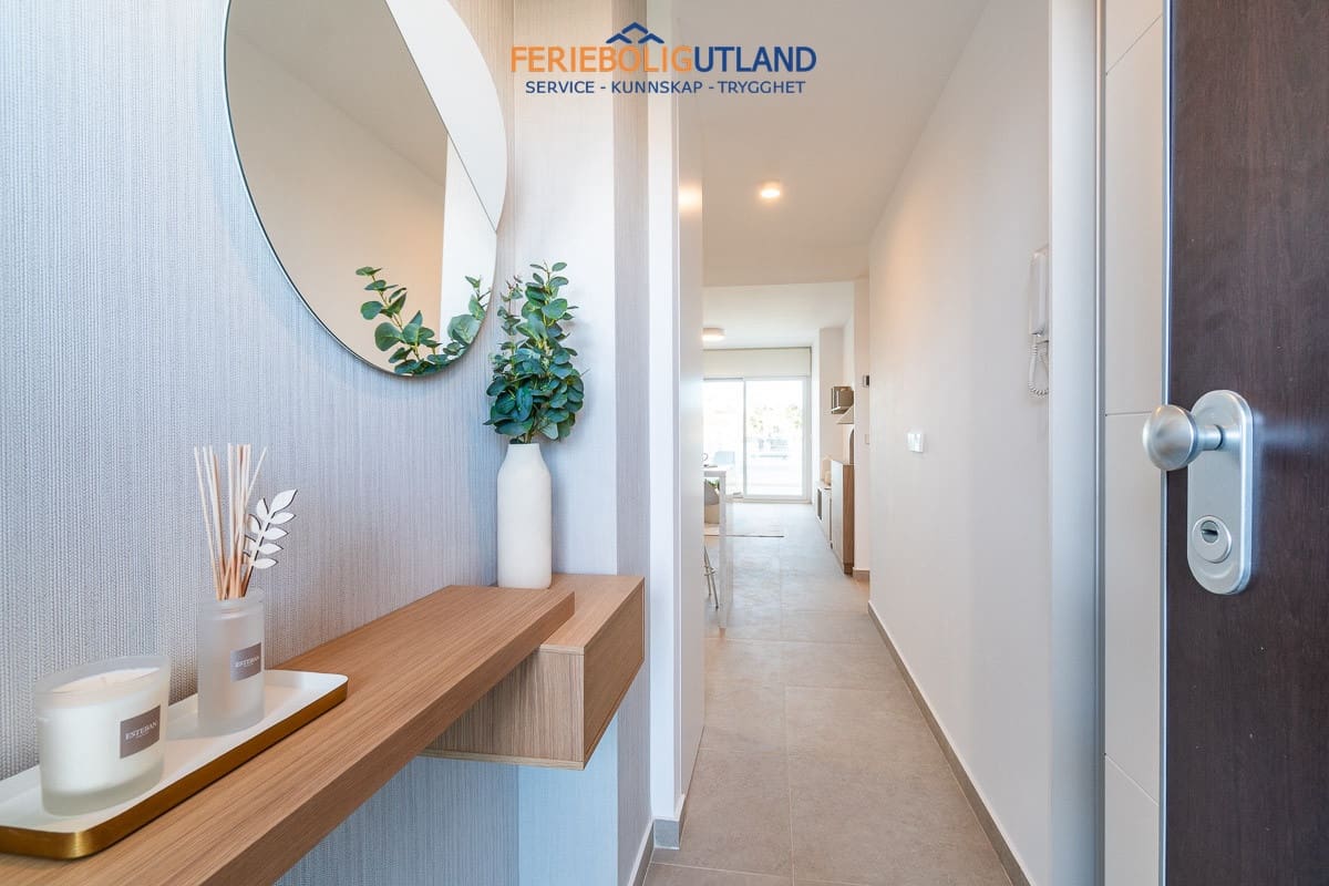3 camera da letto Appartamento in vendita in Playa Flamenca con piscina garage - 395.000 € (Rif: 10000797)