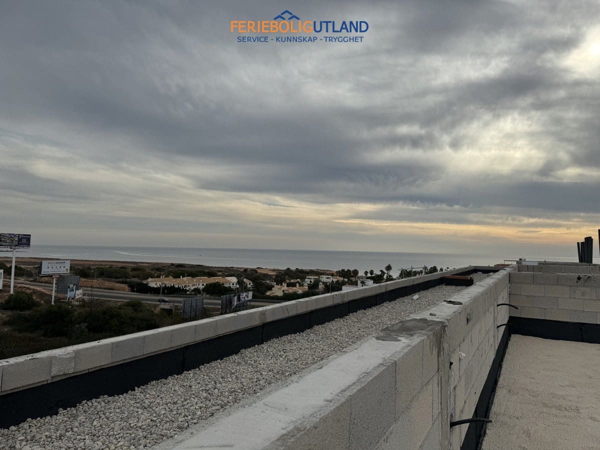 3 camera da letto Appartamento in vendita in Playa Flamenca con piscina garage - 395.000 € (Rif: 10000797)