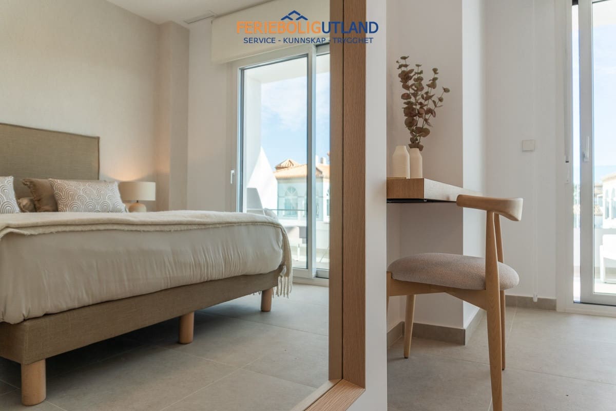 3 camera da letto Appartamento in vendita in Playa Flamenca con piscina garage - 395.000 € (Rif: 10000797)