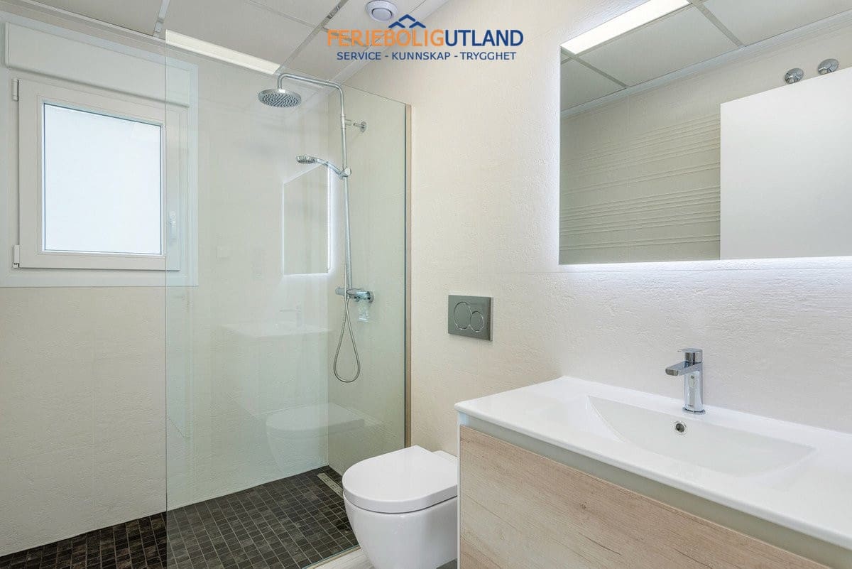 3 quarto Moradia para venda em Ciudad Quesada com piscina garagem - 649 000 € (Ref: 10000798)