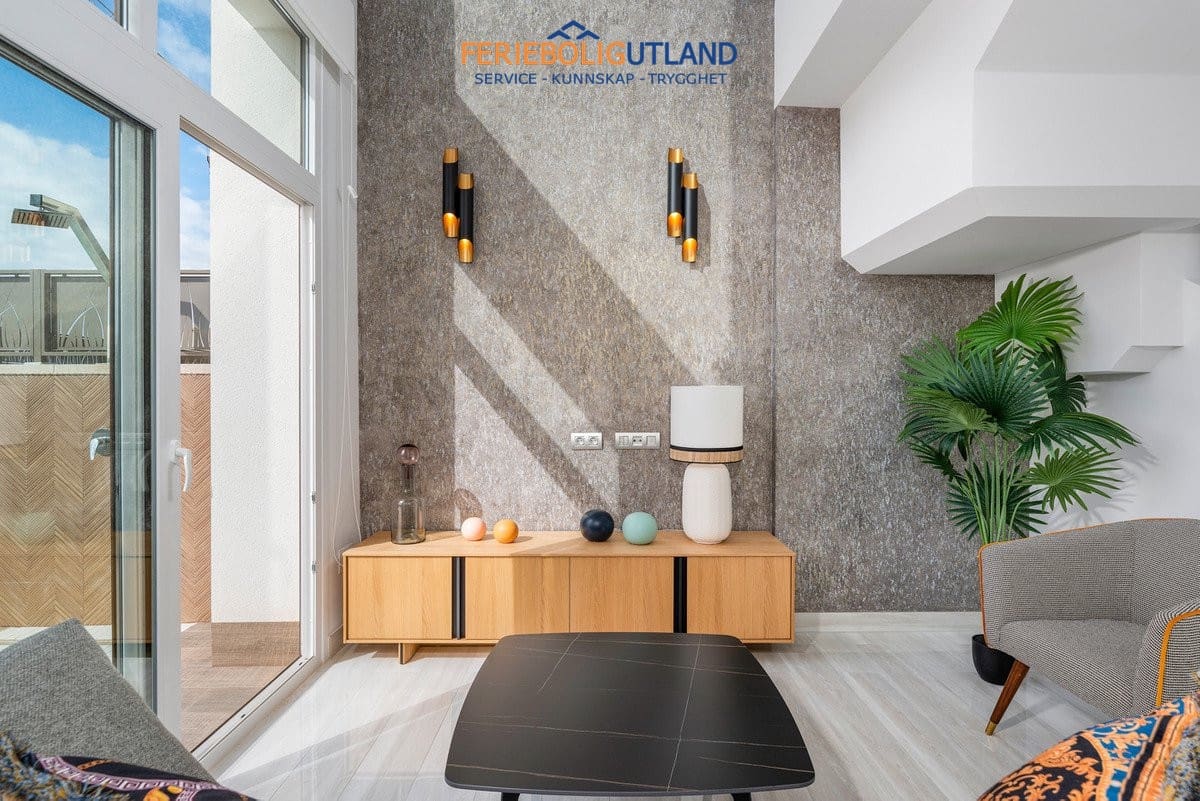 3 quarto Moradia para venda em Ciudad Quesada com piscina garagem - 649 000 € (Ref: 10000798)