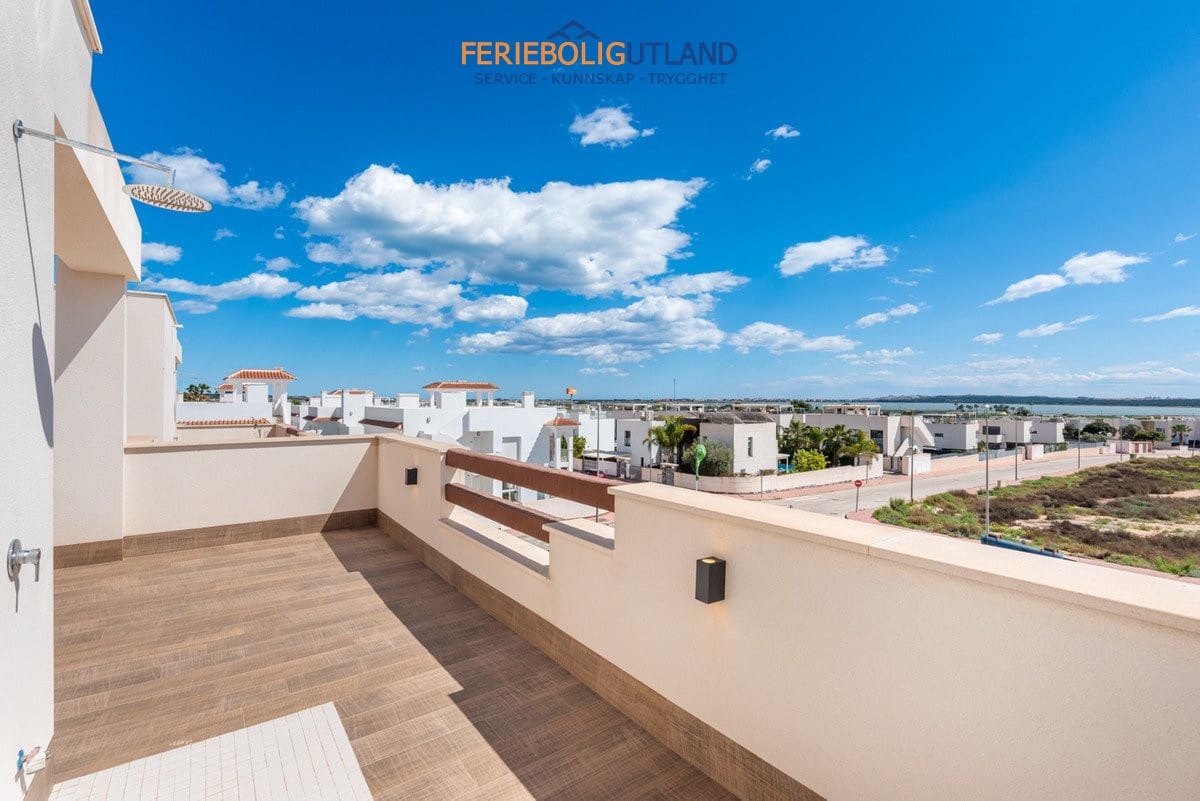 3 quarto Moradia para venda em Ciudad Quesada com piscina garagem - 649 000 € (Ref: 10000798)