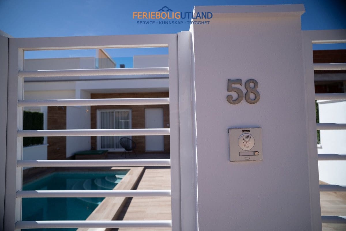 3 slaapkamer Villa te koop in San Javier met zwembad garage - € 469.900 (Ref: 10000811)