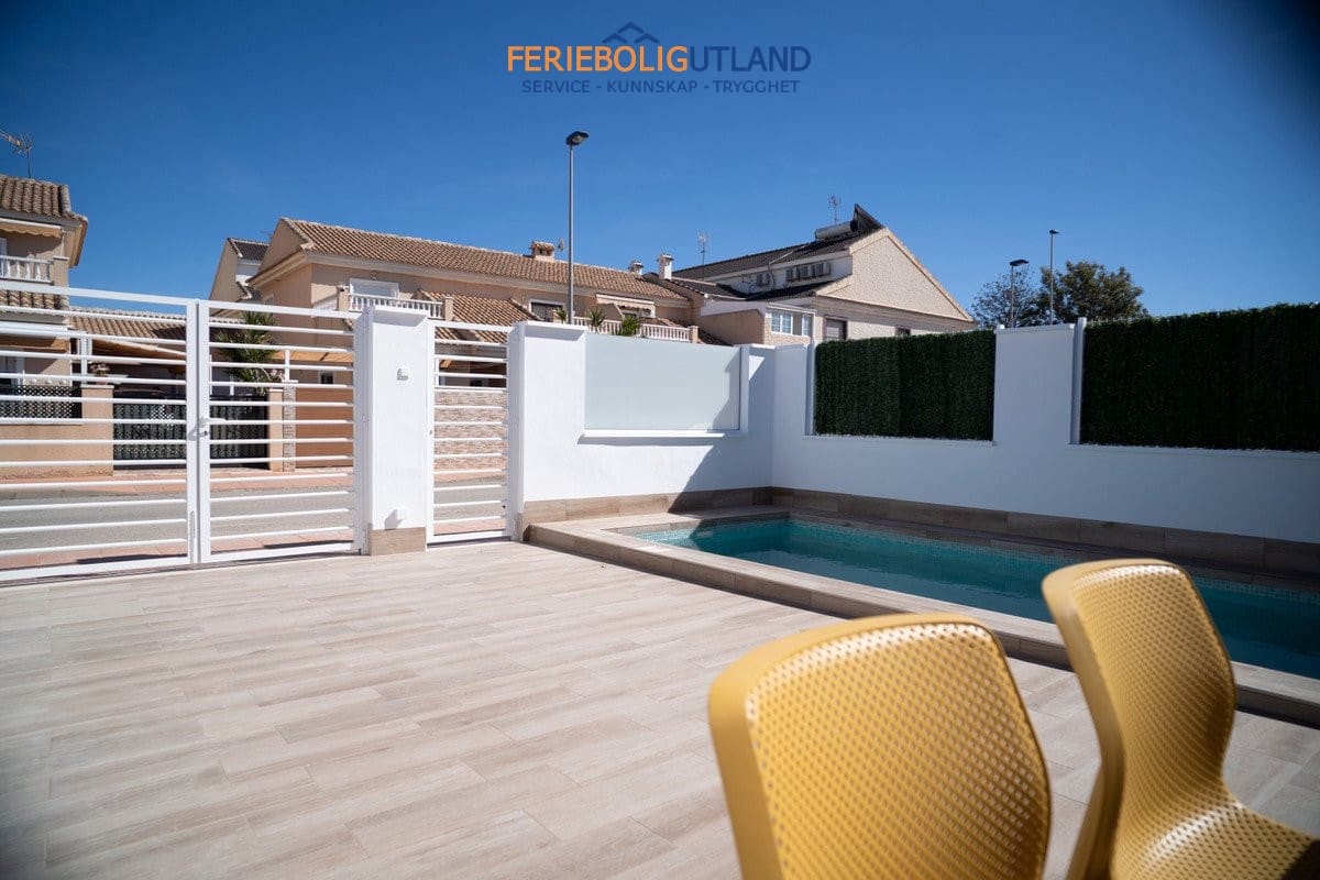 3 slaapkamer Villa te koop in San Javier met zwembad garage - € 469.900 (Ref: 10000811)