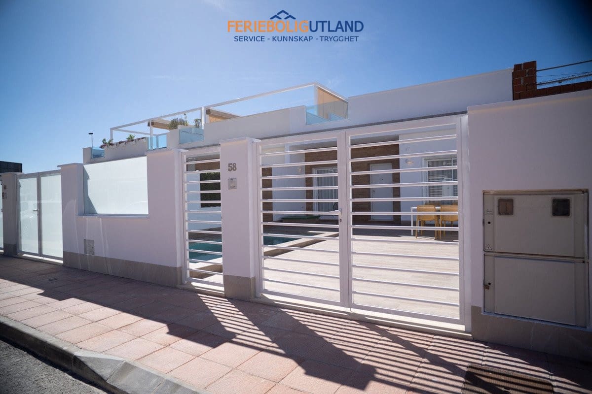 3 slaapkamer Villa te koop in San Javier met zwembad garage - € 469.900 (Ref: 10000811)