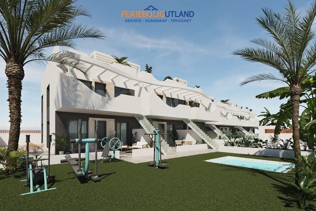 2 soveværelse Bungalow til salg i Pilar de la Horadada med swimmingpool garage - € 255.000 (Ref: 10000812)