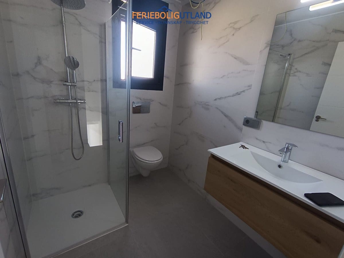 3 Zimmer Doppelhaus zu verkaufen in Daya Nueva mit Pool Garage - 317.000 € (Ref: 10000814)