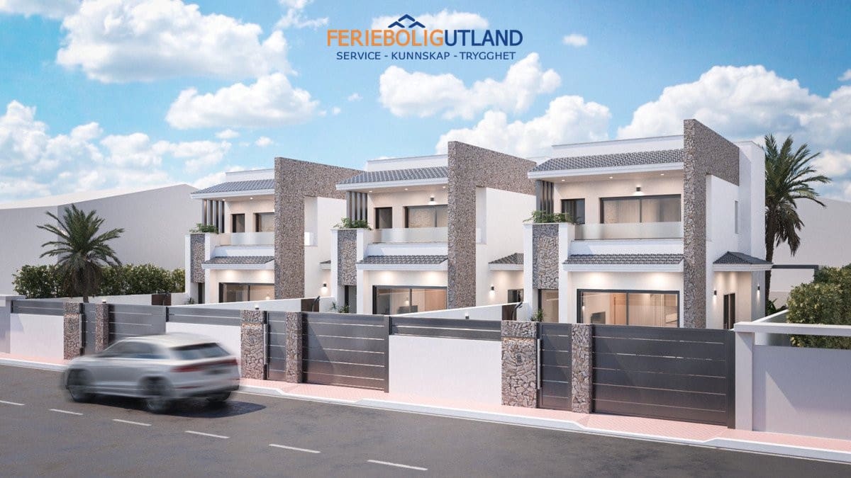 3 bedroom Villa for sale in San Pedro del Pinatar with pool garage - € 479,900 (Ref: 10000818)