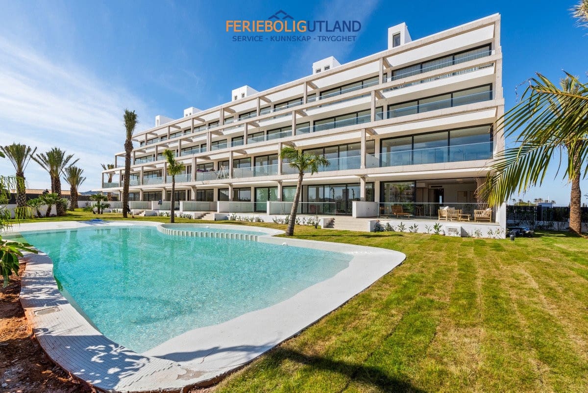 2 soverom Penthouse til salgs i Mar de Cristal med svømmebasseng garasje - € 358 000 (Ref: 10000820)