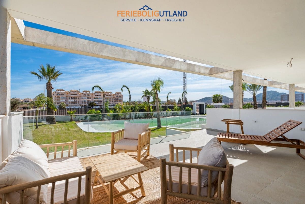 2 soverom Penthouse til salgs i Mar de Cristal med svømmebasseng garasje - € 358 000 (Ref: 10000820)