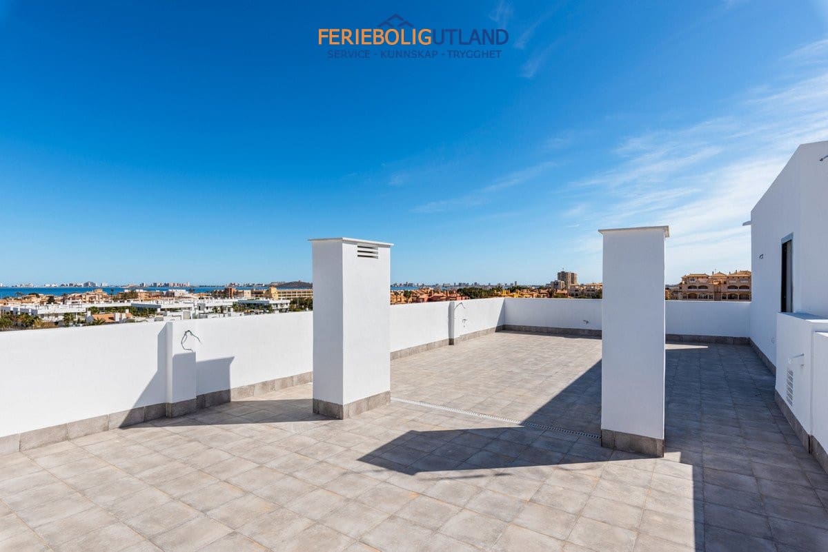 2 soverom Penthouse til salgs i Mar de Cristal med svømmebasseng garasje - € 358 000 (Ref: 10000820)