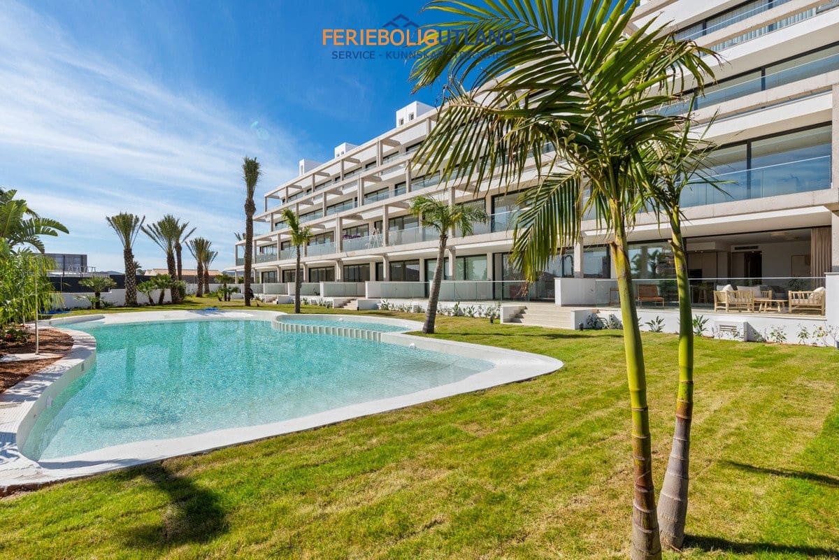 2 soverom Penthouse til salgs i Mar de Cristal med svømmebasseng garasje - € 358 000 (Ref: 10000820)