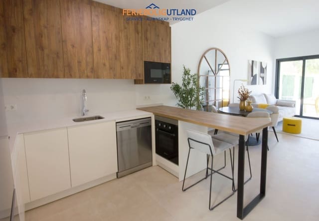 3 soverom Hus til salgs i Guardamar del Segura med svømmebasseng garasje - € 308 900 (Ref: 10000823)