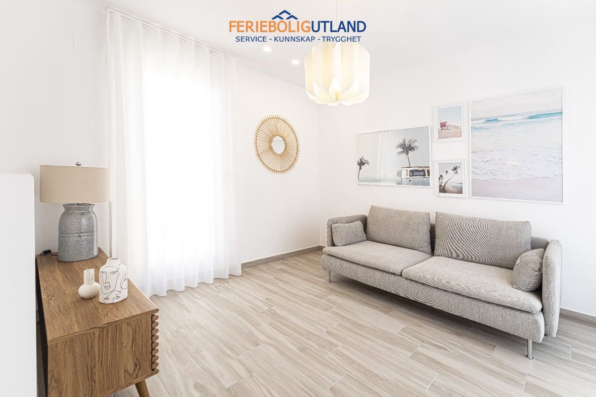3 soverom Leilighet til salgs i La Manga del Mar Menor med svømmebasseng garasje - € 350 000 (Ref: 10000824)