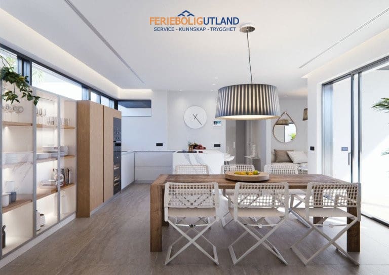 Chalet de 3 habitaciones en San Javier en venta con piscina garaje - 1.250.000 € (Ref: 10000826)