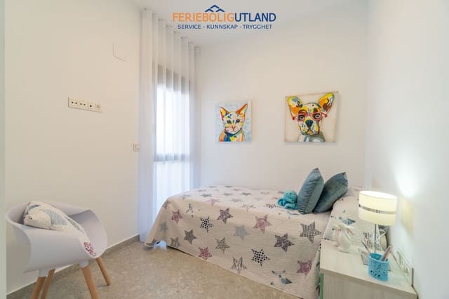3 slaapkamer Appartement te koop in Los Balcones met zwembad garage - € 310.000 (Ref: 10000827)