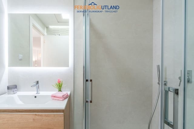 3 slaapkamer Appartement te koop in Los Balcones met zwembad garage - € 310.000 (Ref: 10000827)