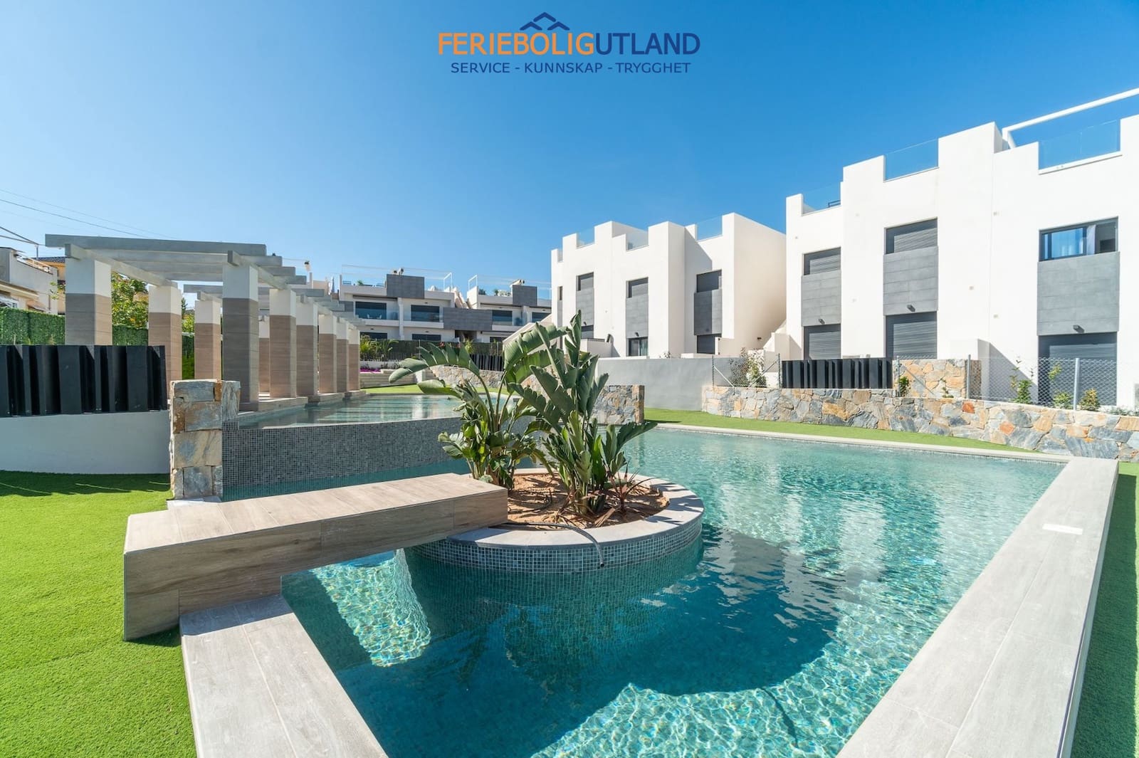 3 bedroom Apartment for sale in Los Balcones with pool garage - € 310,000 (Ref: 10000827)