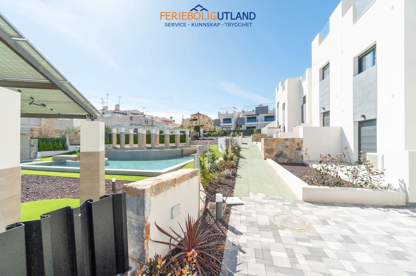 3 bedroom Apartment for sale in Los Balcones with pool garage - € 310,000 (Ref: 10000827)