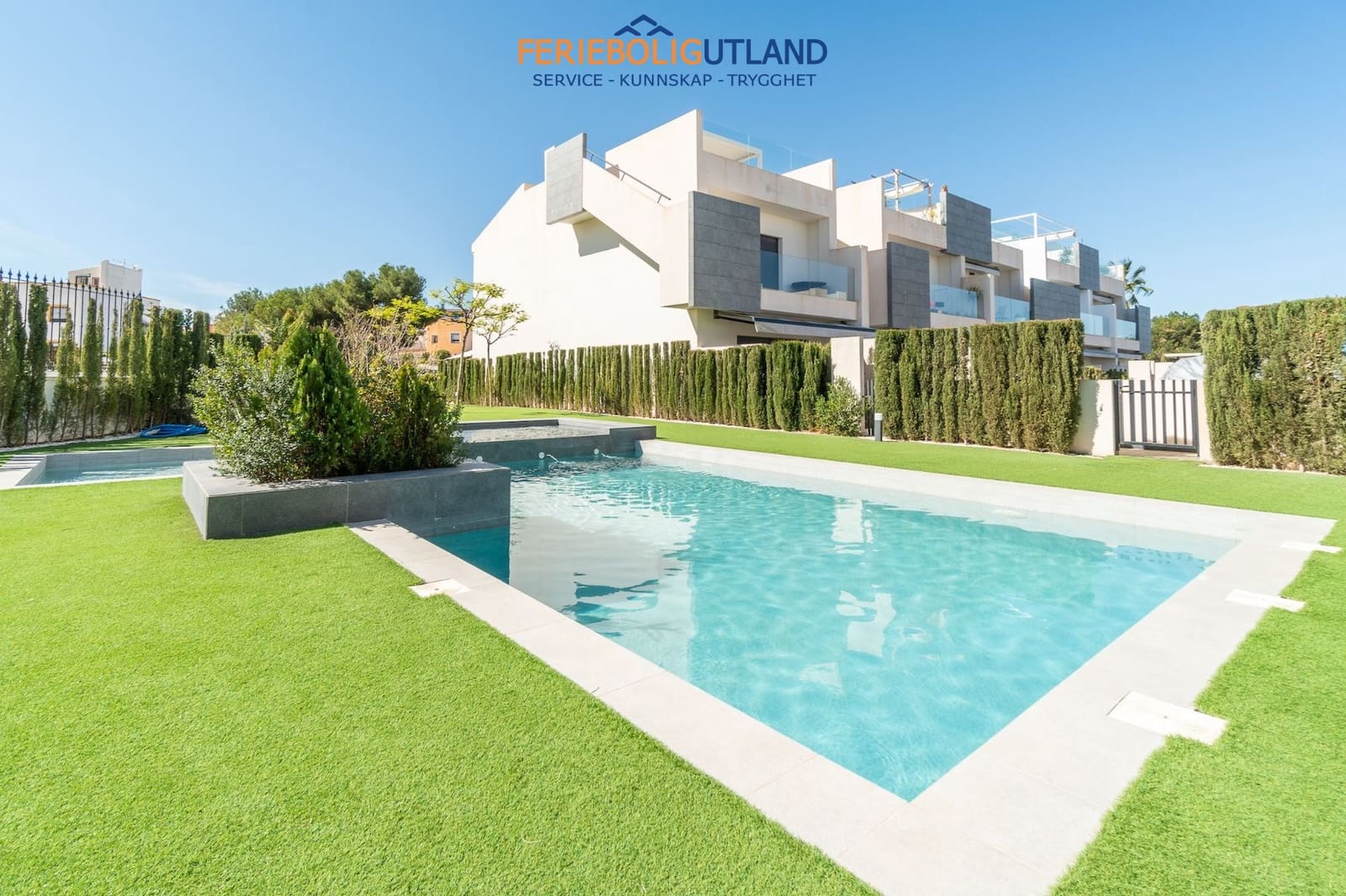 3 bedroom Apartment for sale in Los Balcones with pool garage - € 310,000 (Ref: 10000827)
