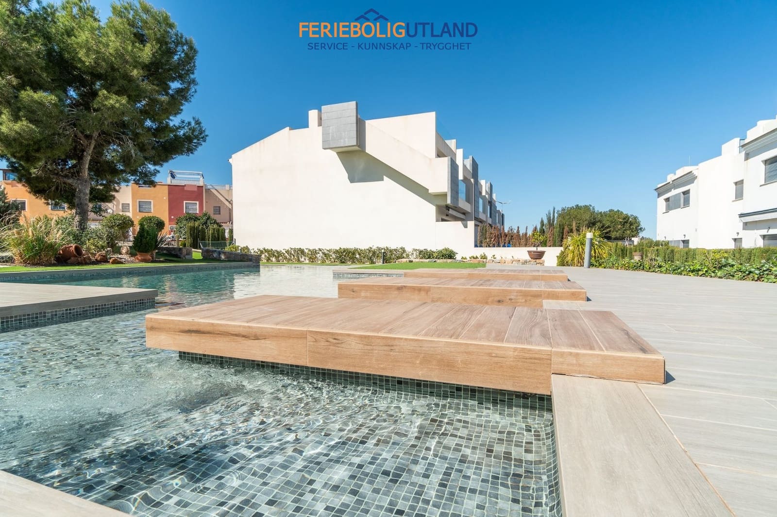 3 bedroom Apartment for sale in Los Balcones with pool garage - € 310,000 (Ref: 10000827)
