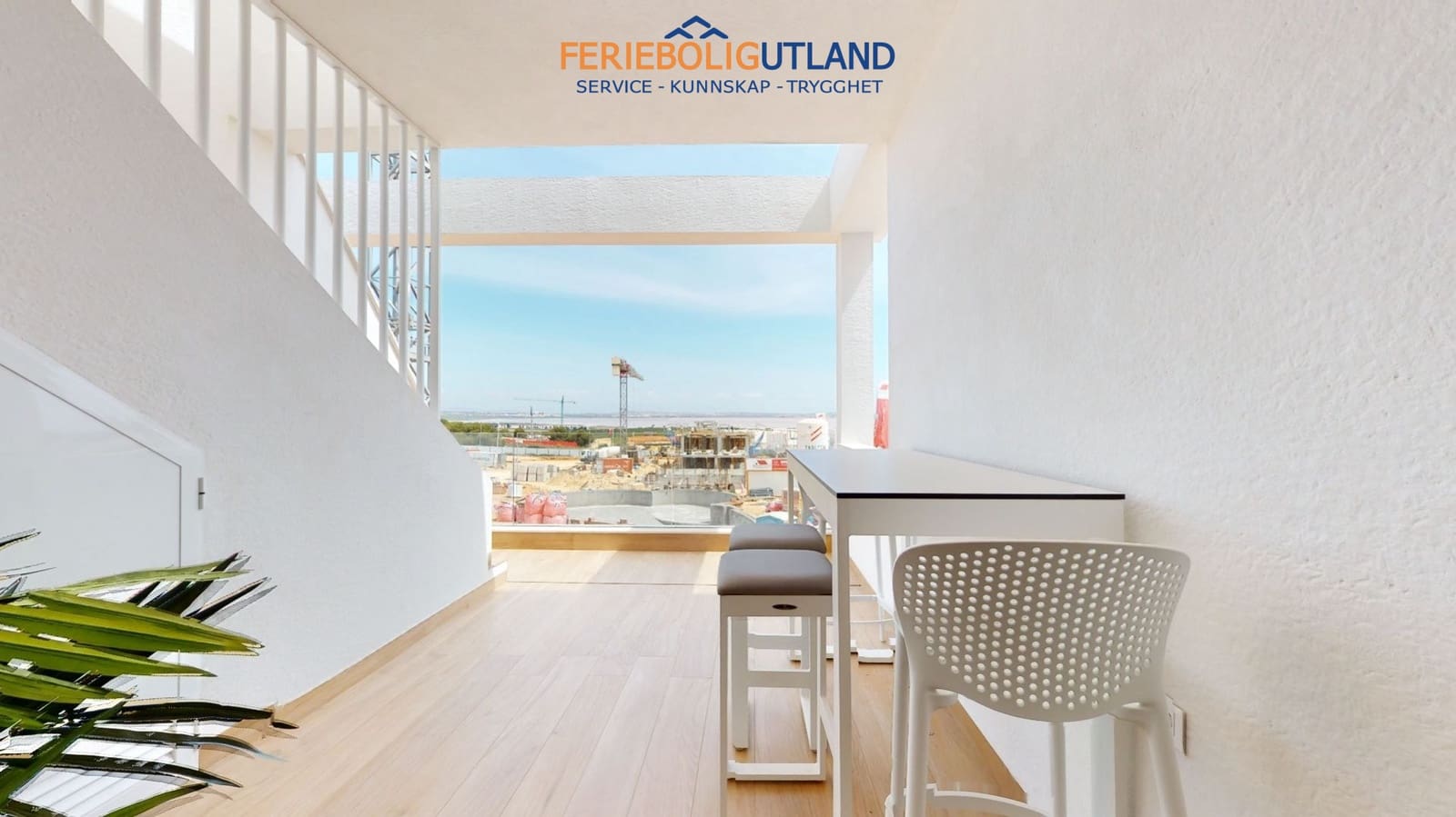 2 soveværelse Bungalow til salg i Torrevieja med swimmingpool - € 309.900 (Ref: 10000829)