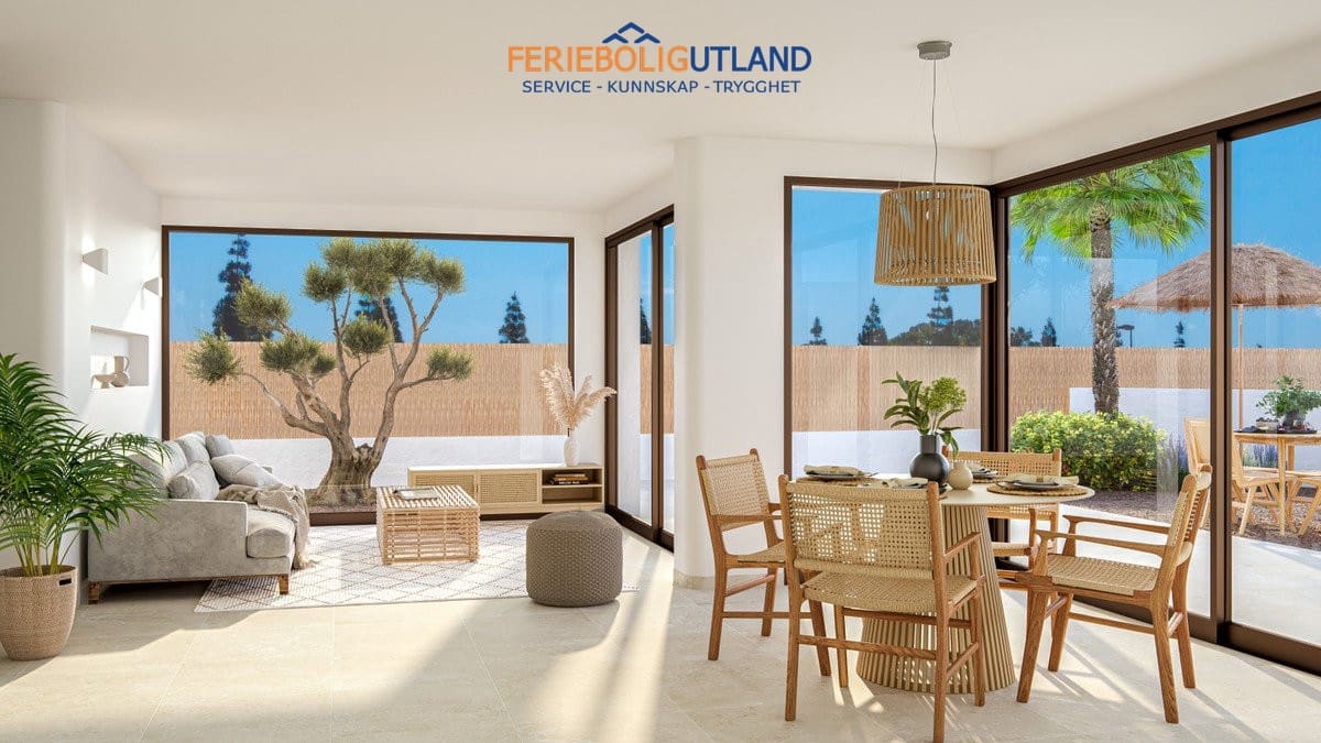 3 soveværelse Penthouse til salg i Los Alcazares med swimmingpool - € 399.000 (Ref: 10000831)