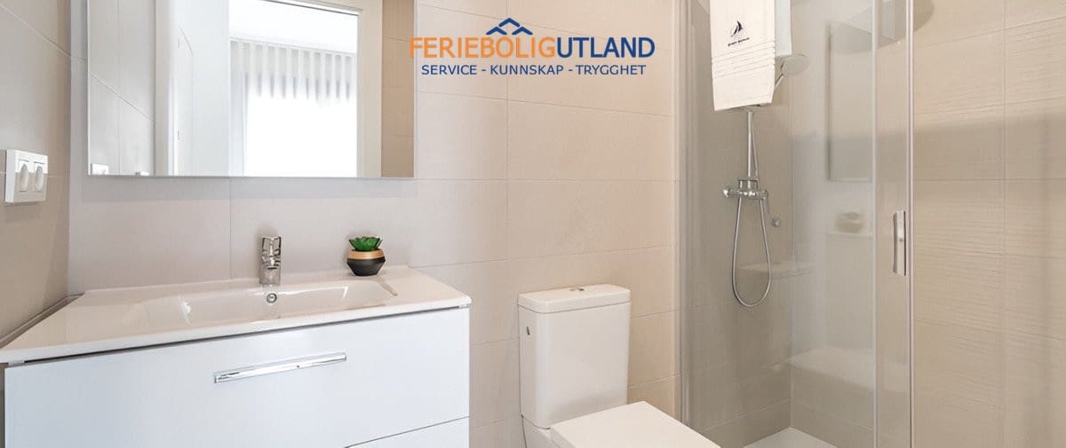 2 slaapkamer Appartement te koop in Torrevieja met zwembad garage - € 305.000 (Ref: 10000837)