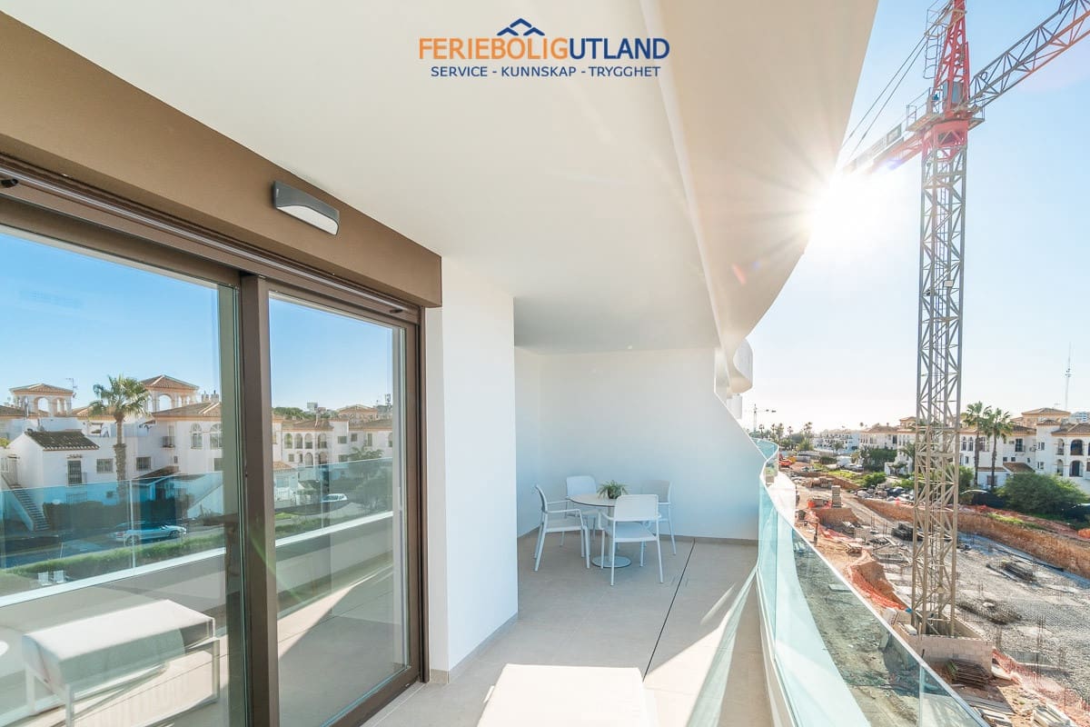 3 soveværelse Penthouse til salg i Playa Flamenca med swimmingpool garage - € 625.000 (Ref: 10000844)