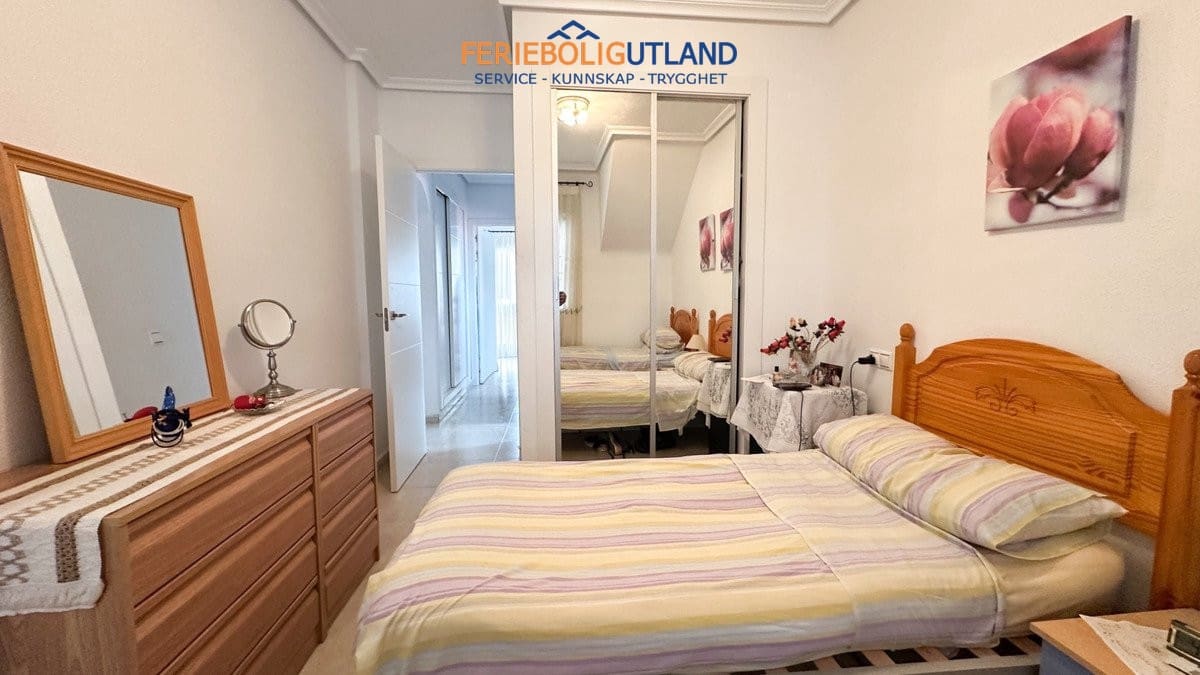 2 soverom Bungalow til salgs i Orihuela Costa med svømmebasseng - € 164 900 (Ref: 10000855)