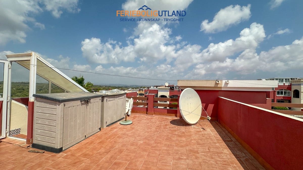 2 soverom Bungalow til salgs i Orihuela Costa med svømmebasseng - € 164 900 (Ref: 10000855)