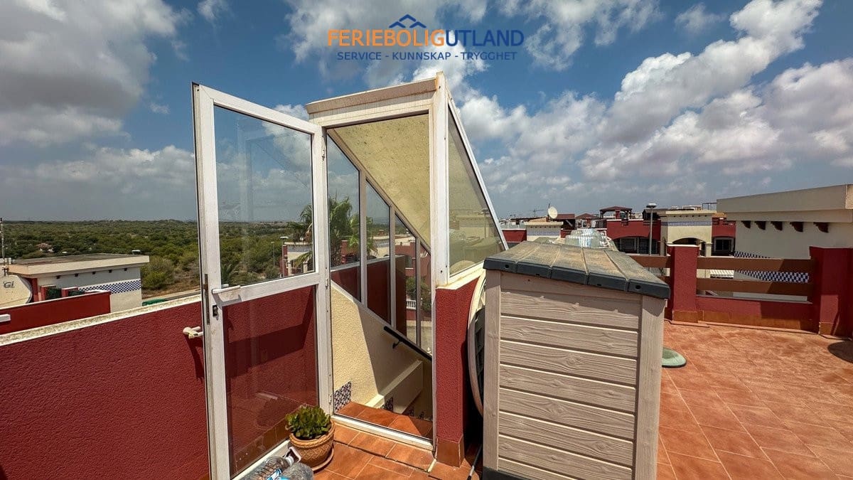 2 soverom Bungalow til salgs i Orihuela Costa med svømmebasseng - € 164 900 (Ref: 10000855)