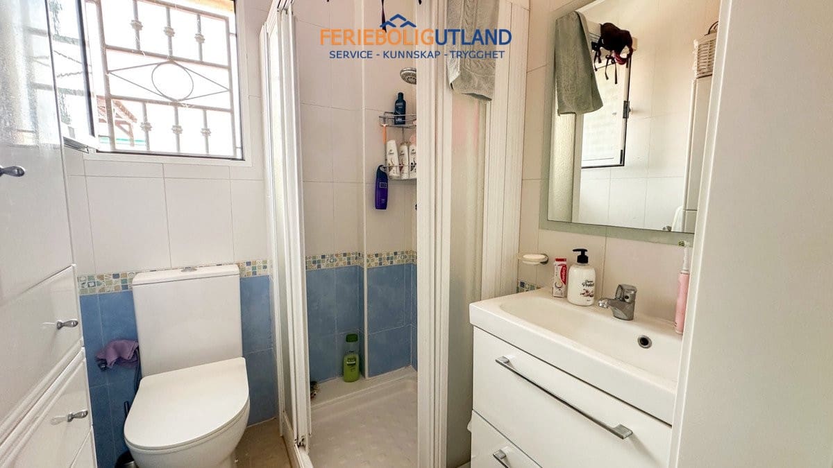 2 soverom Bungalow til salgs i Orihuela Costa med svømmebasseng - € 164 900 (Ref: 10000855)