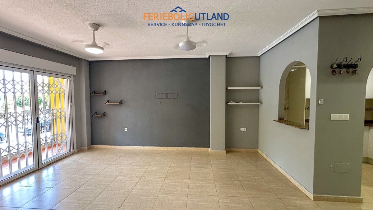 2 Zimmer Bungalow zu verkaufen in Daya Nueva mit Pool Garage - 119.000 € (Ref: 10000856)