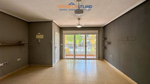 2 bedroom Bungalow for sale in Daya Nueva with pool garage - € 119,000 (Ref: 10000856)