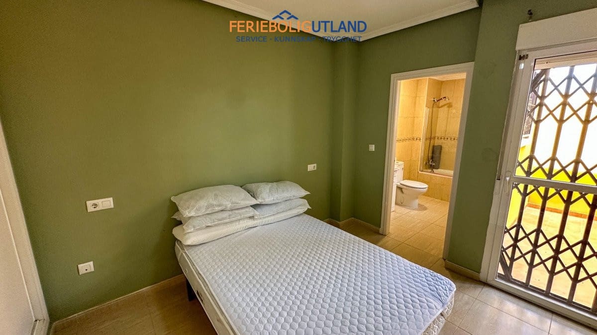 2 Zimmer Bungalow zu verkaufen in Daya Nueva mit Pool Garage - 119.000 € (Ref: 10000856)