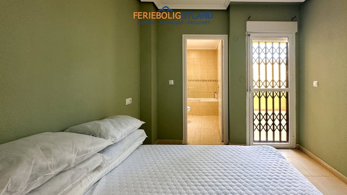 2 Zimmer Bungalow zu verkaufen in Daya Nueva mit Pool Garage - 119.000 € (Ref: 10000856)