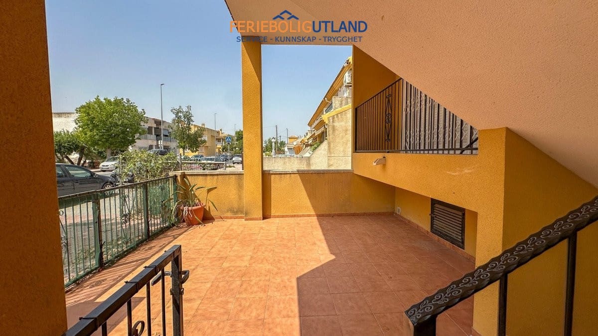 2 Zimmer Bungalow zu verkaufen in Daya Nueva mit Pool Garage - 119.000 € (Ref: 10000856)